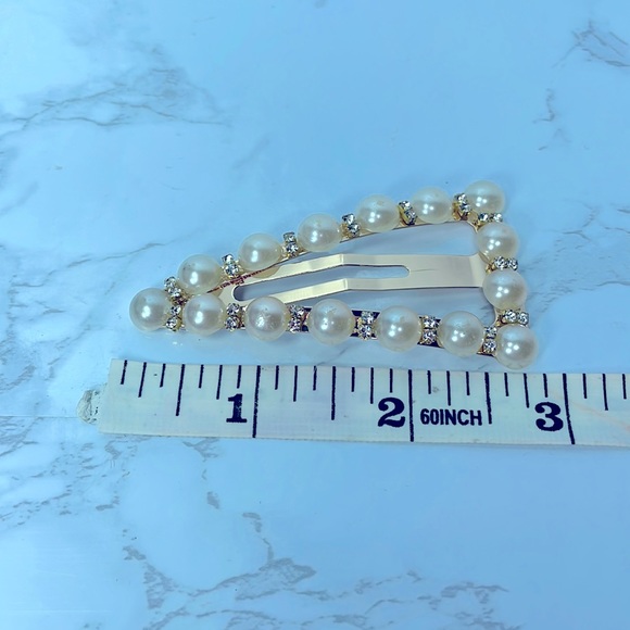 Two Bridal hair accessories in elaborate ornate Victorian or Bridgeton style - Picture 5 of 9